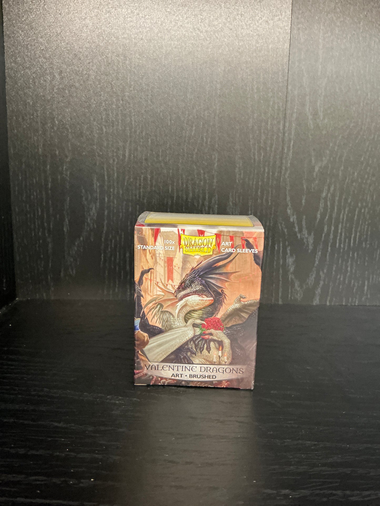 Dragon Shield card sleeves (brushed art-Valentine Dragons)